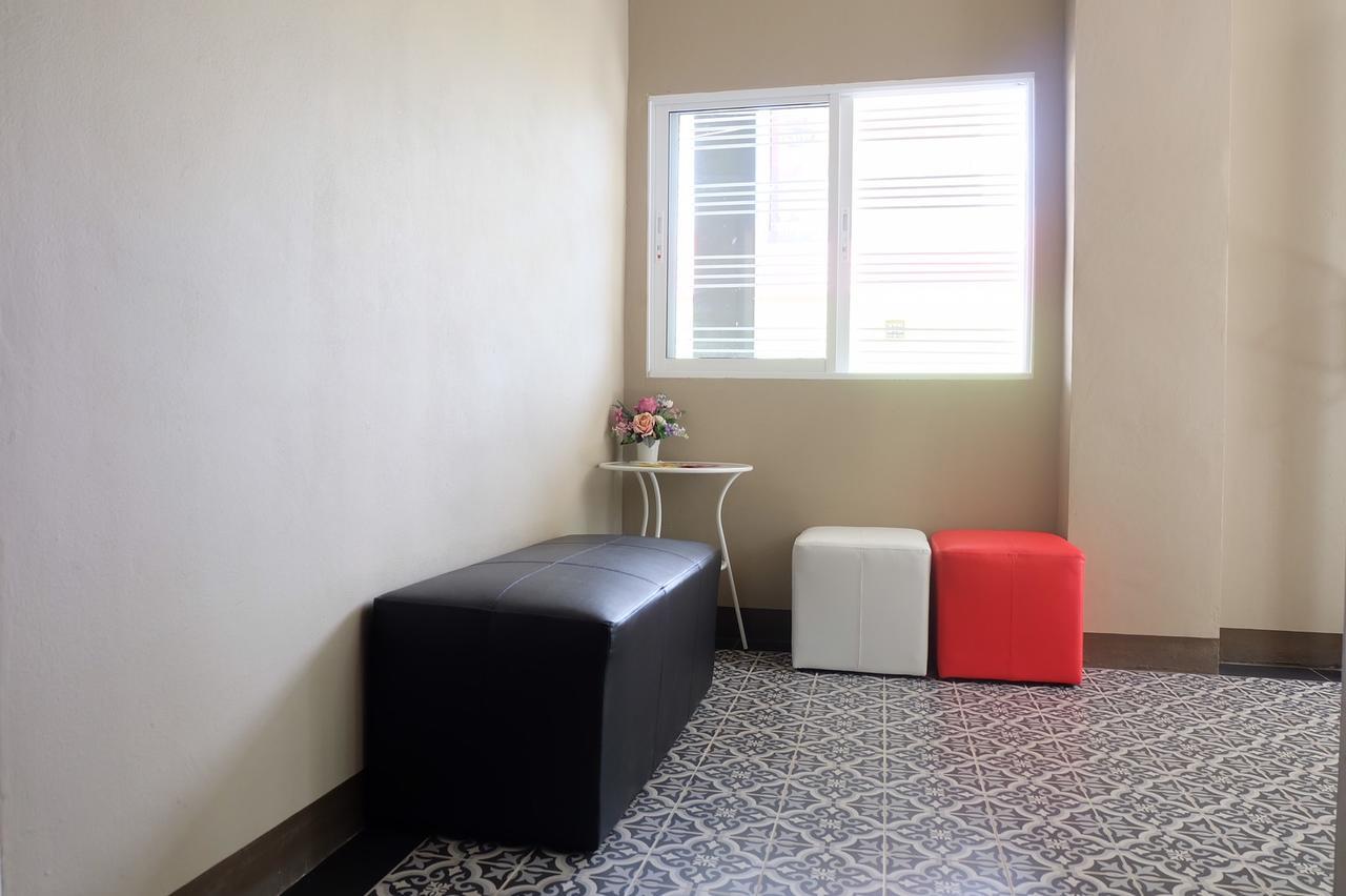 Bijou Boutique Aparthotel Чиангмай Екстериор снимка