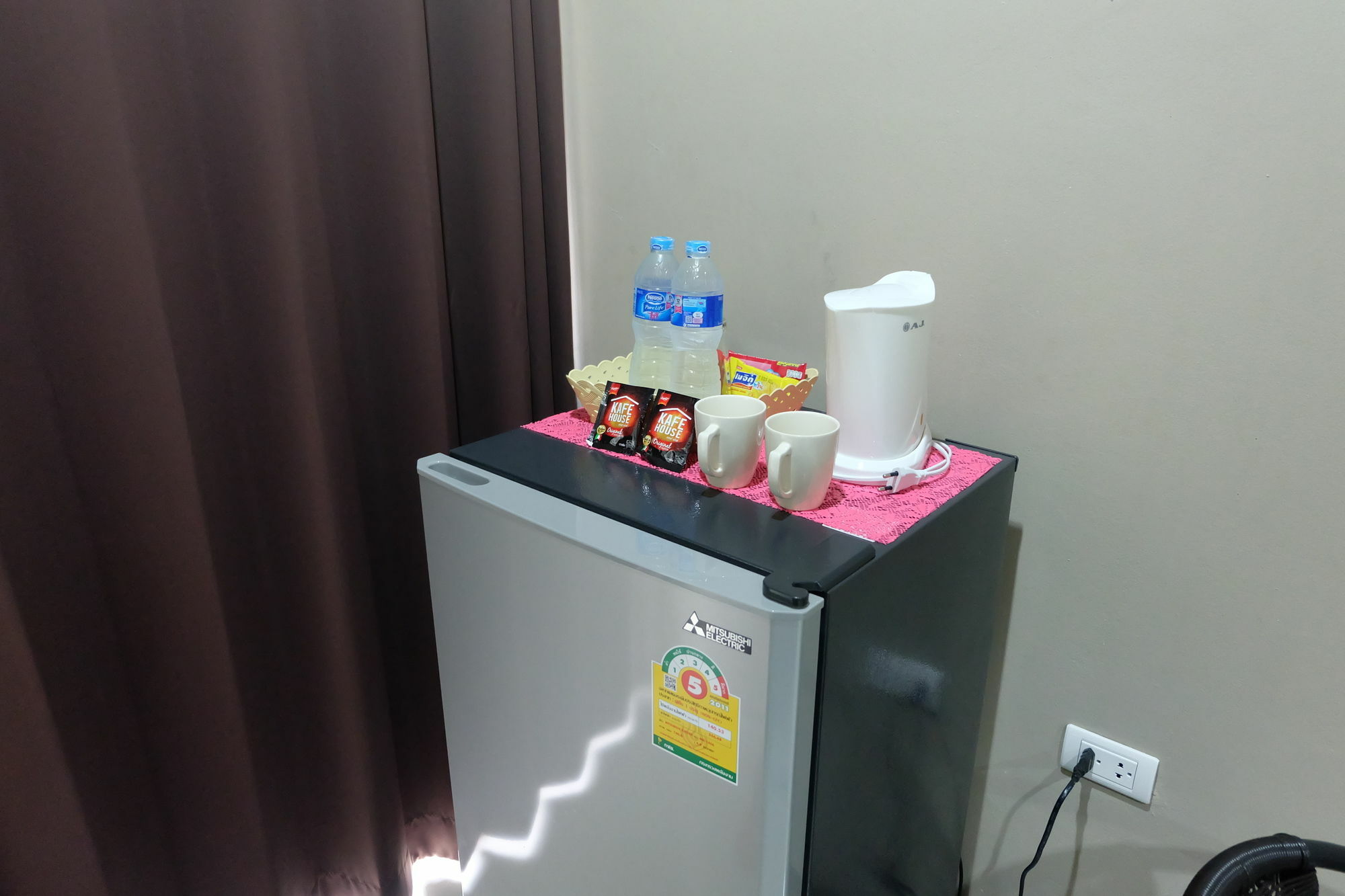 Bijou Boutique Aparthotel Чиангмай Екстериор снимка